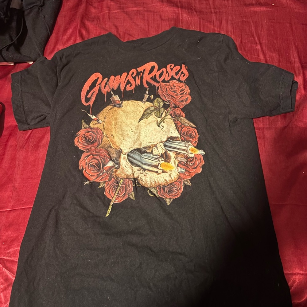 Black and Red Short Sleeve Tee